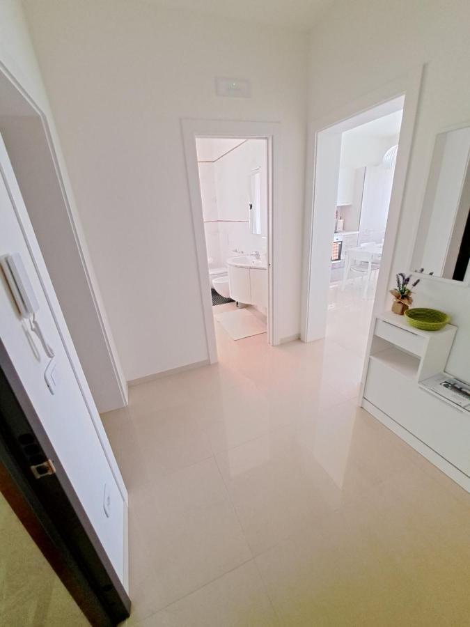 ソットマリーナCasa Elyアパートメント エクステリア 写真